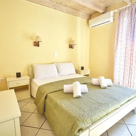 Mariastella Agios Gordios 3 Appartement *